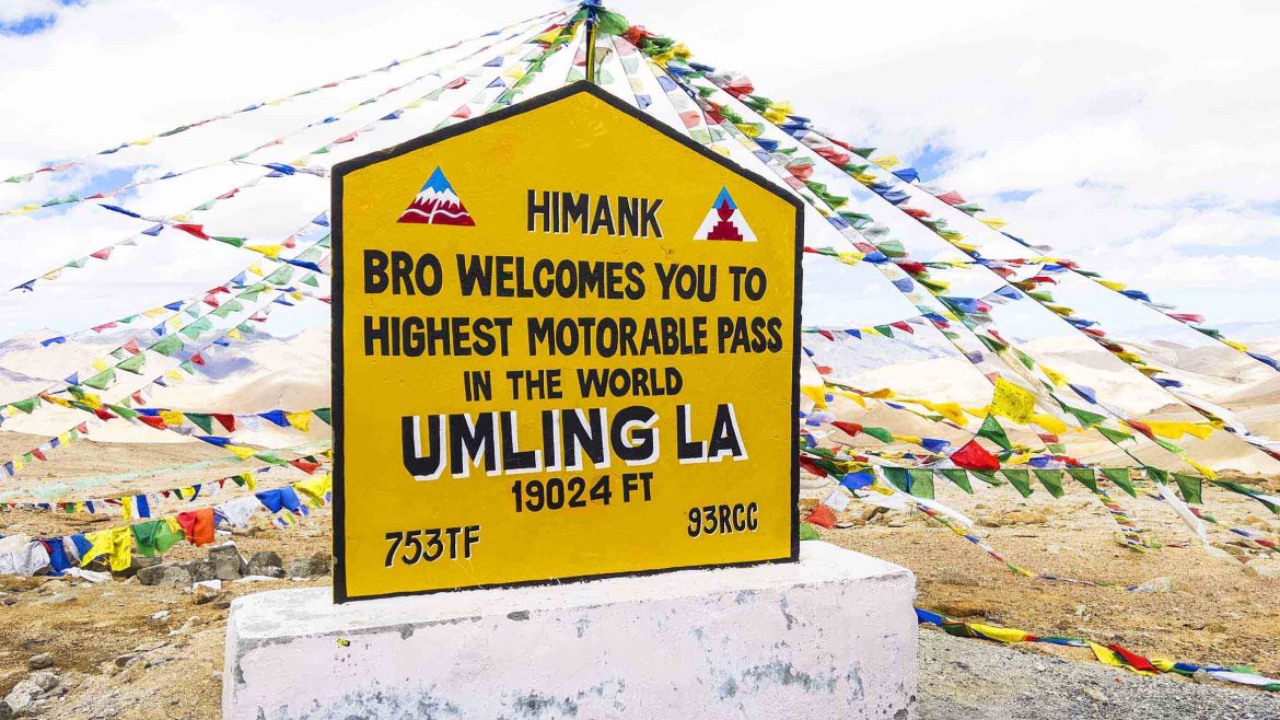 LADAKH WITH UMLING LA PASS