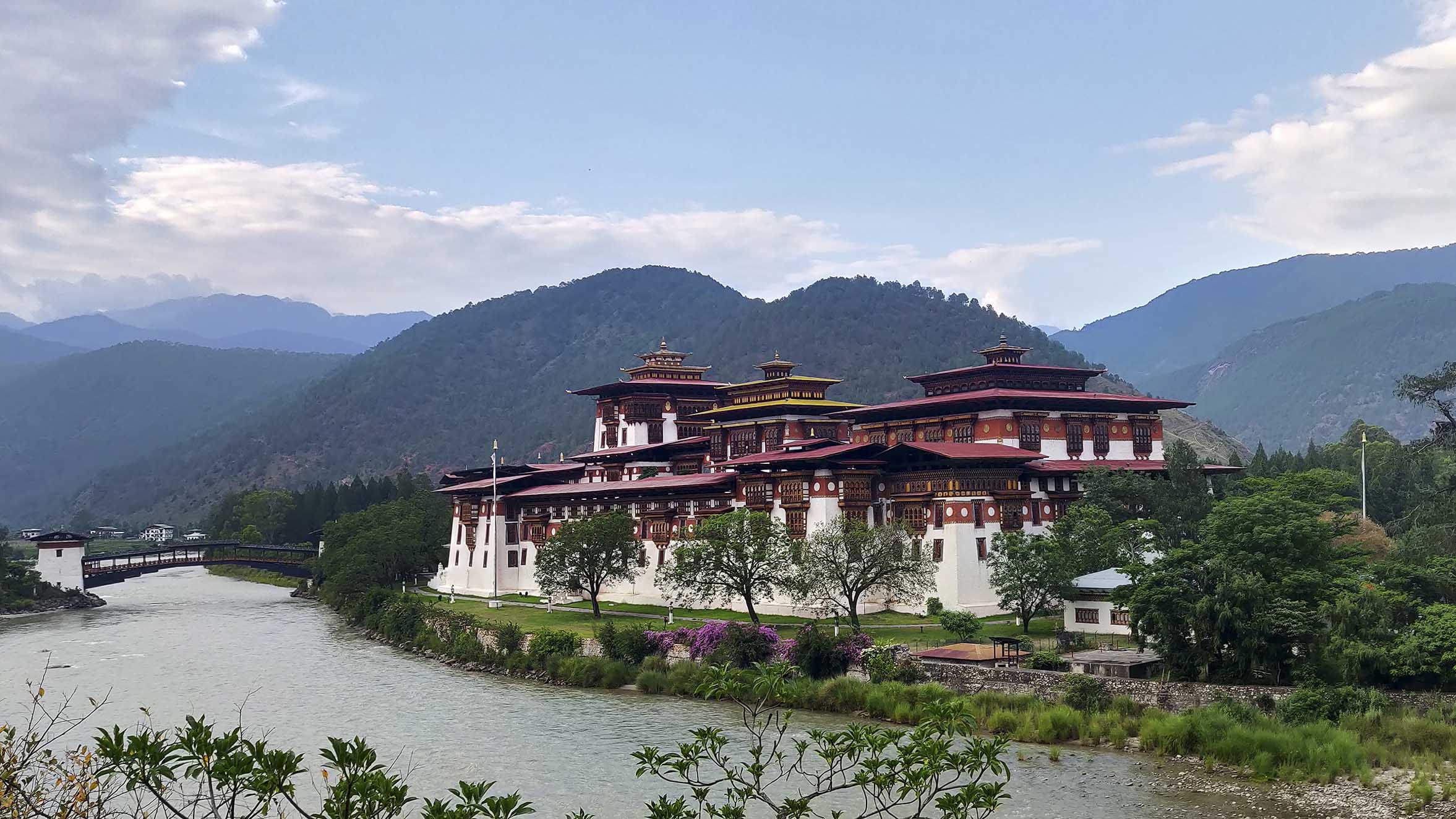 Bhutan Trip Itinerary, Unplugged Life, Punakha Dzong, Travel Bhutan, Bhutan on Budget, Kingdom of Happiness, Simply Bhutan, Travel Asia, History