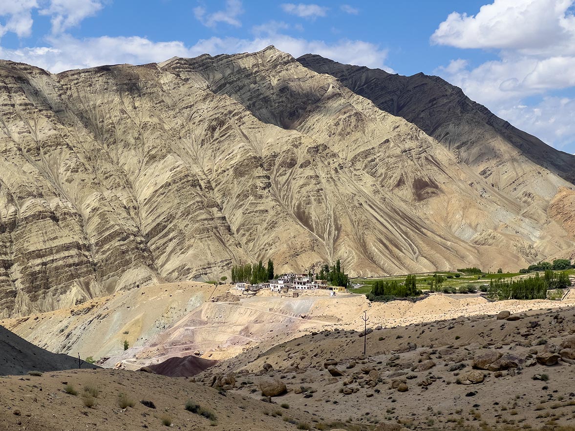 Sham Valley Trek, Baby Trek Ladakh, Sham Trek, Trekking in Ladakh, Trekking near Leh Unplugged Life, Himalayas, Ladakh, View of Ladakh, Mountain View, Leh Ladakh trekking, Book leh ladakh trek, Ladakh View, Leh Ladakh View, Landscape in Ladakh, Himalayan village